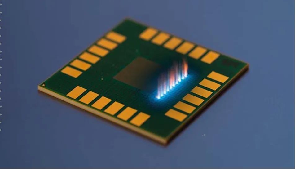 可持續(xù)高效的微加工解決方案——用高能、大功率、納秒紫外激光切割5G柔性PCB材料